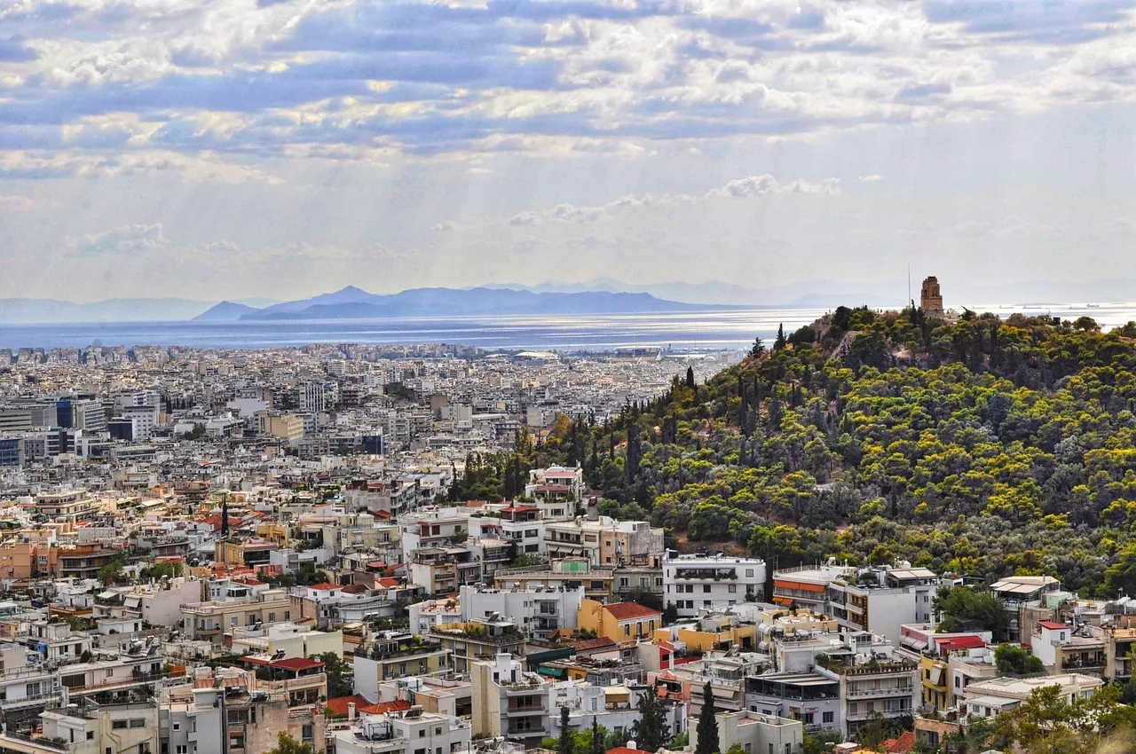 Athen, das sich bis zum Meer erstreckt