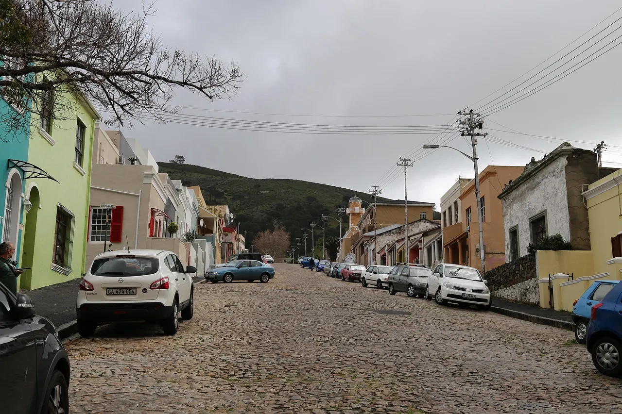 A cobbled street of old houses in Bo-Kaap