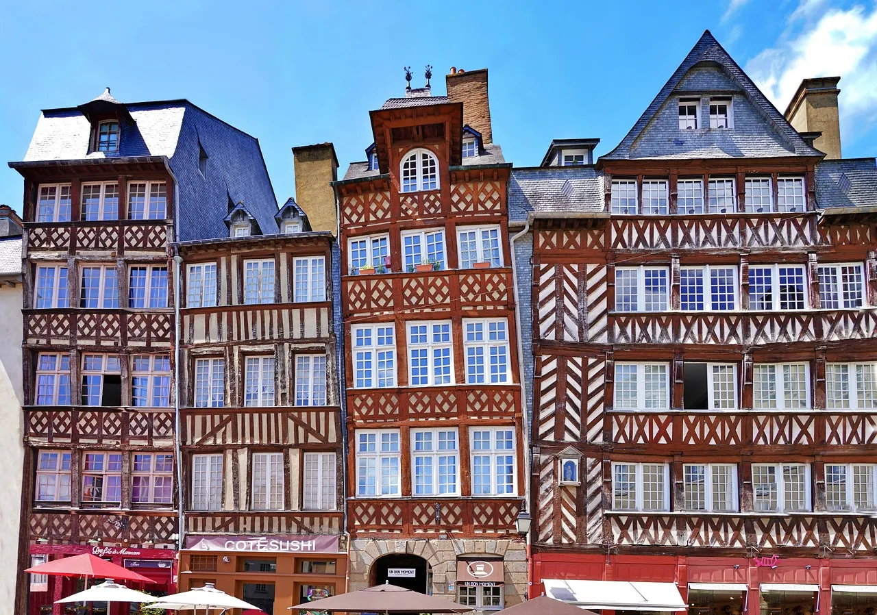 Casas con entramado de madera en el casco antiguo de Rennes